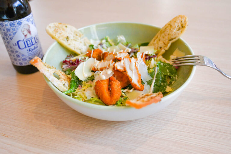 Ensalada Cesar Cantina Sputnik Legazpi